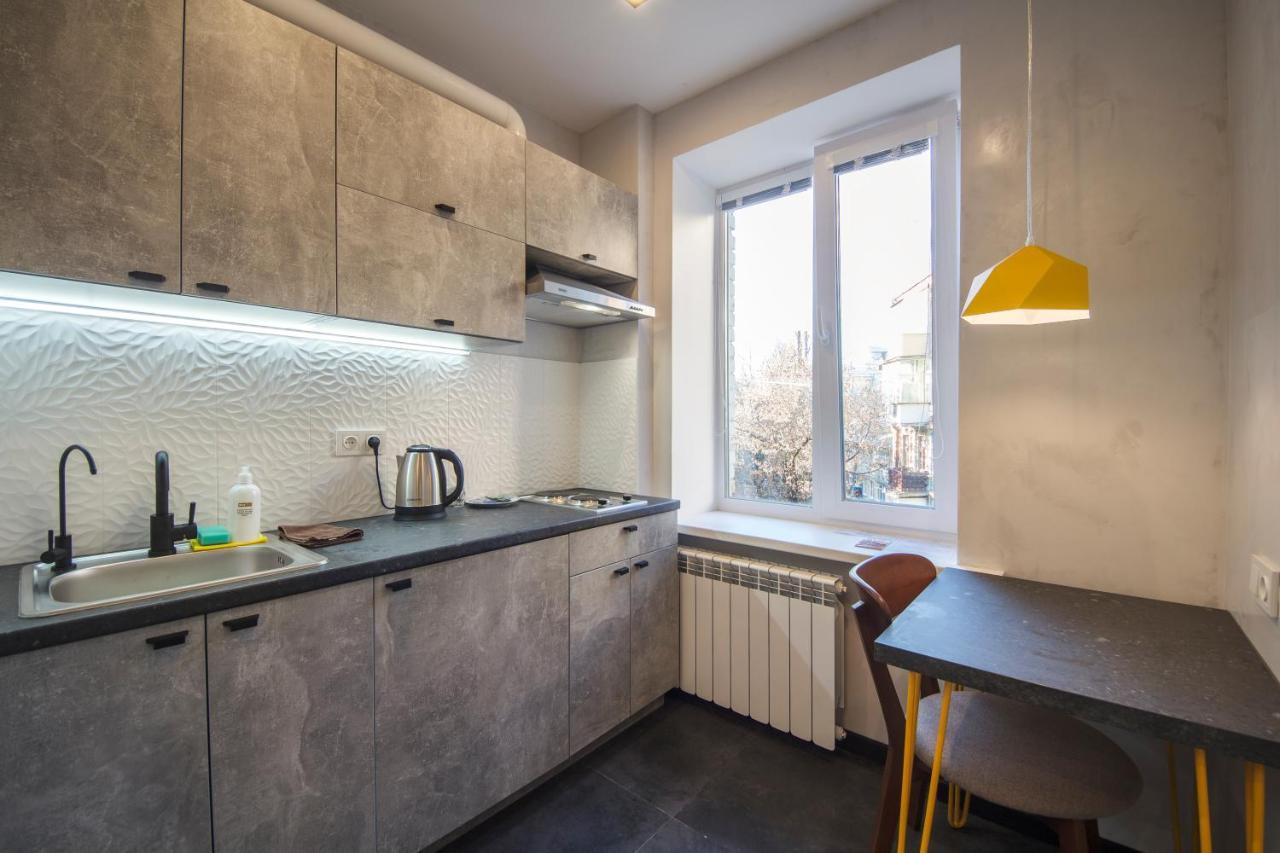 קייב Modern Apartments On Baseina Near Arena City מראה חיצוני תמונה